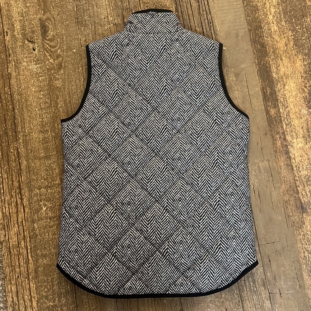 J.Crew Excursion Puffer Vest - Picture 2 of 7